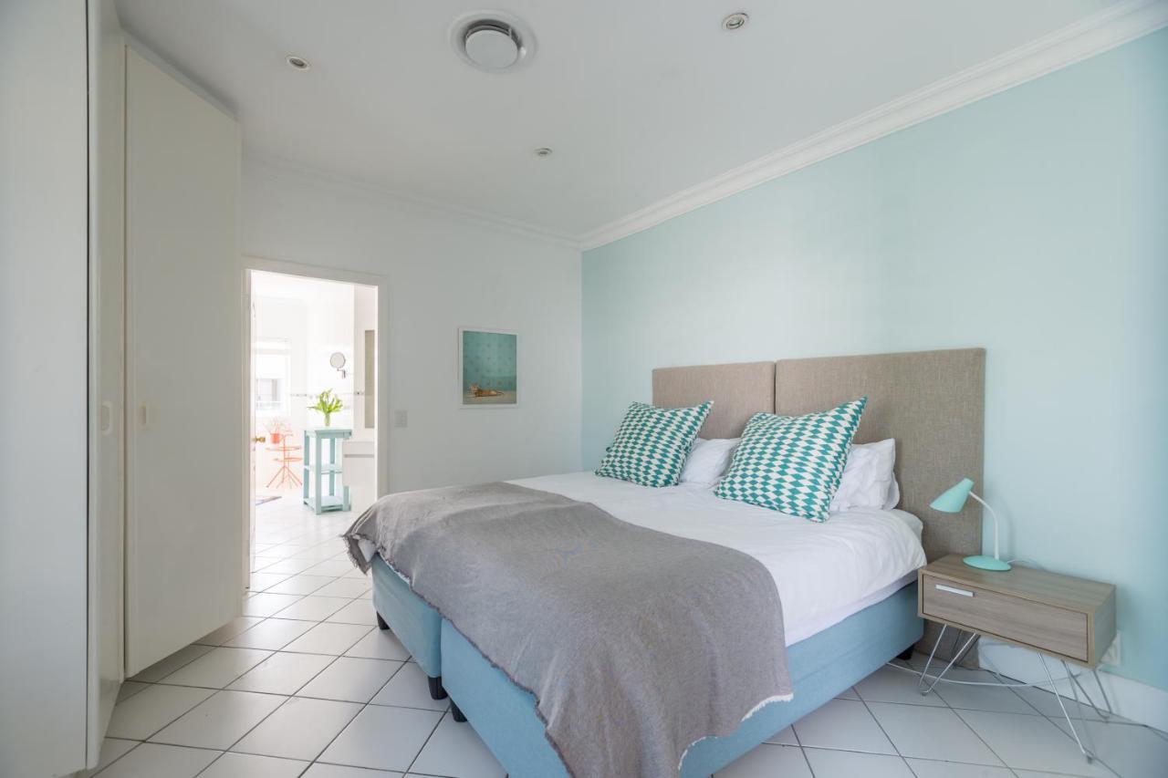 Ocean10 Guesthouse Fokváros Kültér fotó