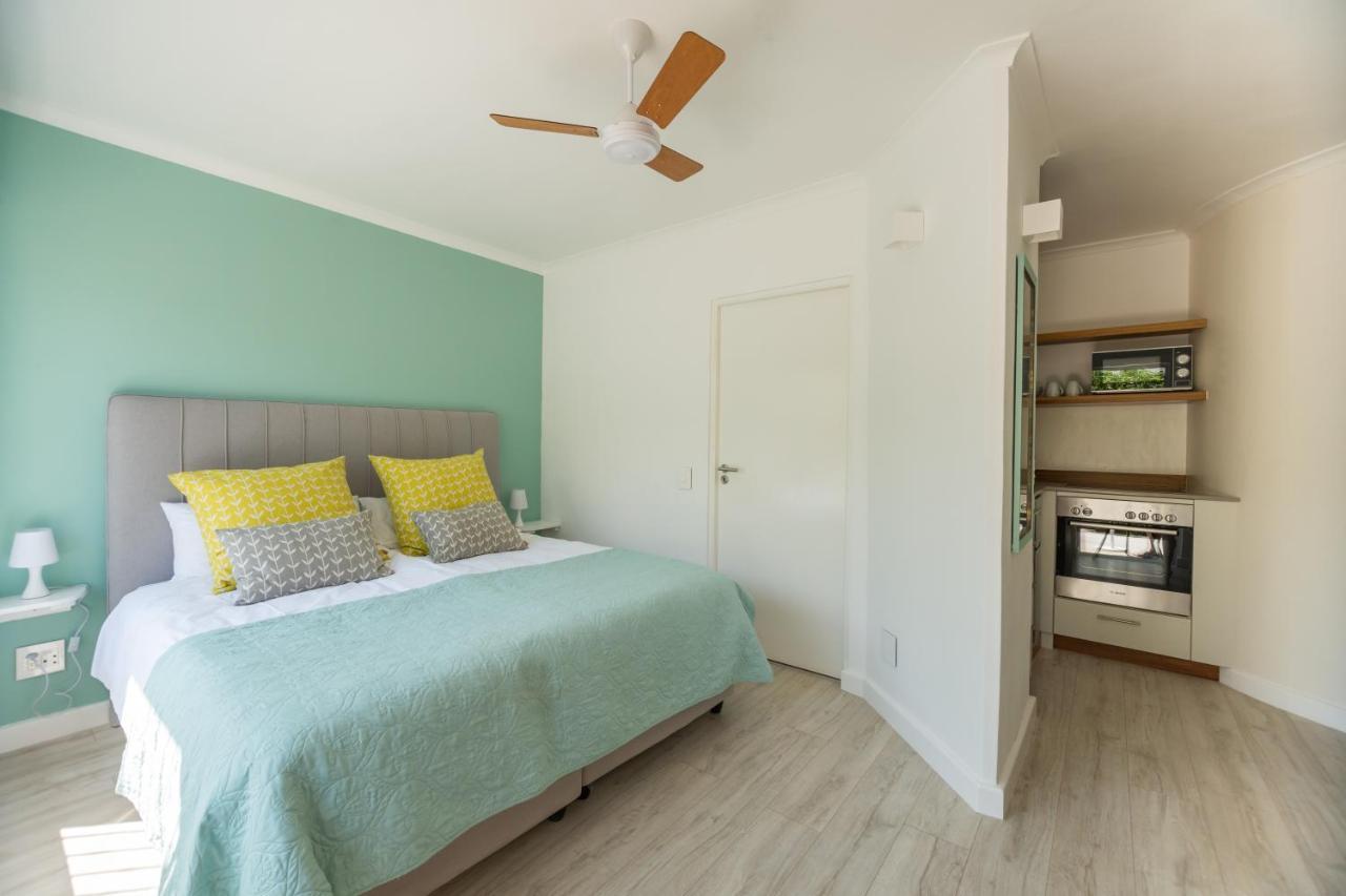 Ocean10 Guesthouse Fokváros Kültér fotó